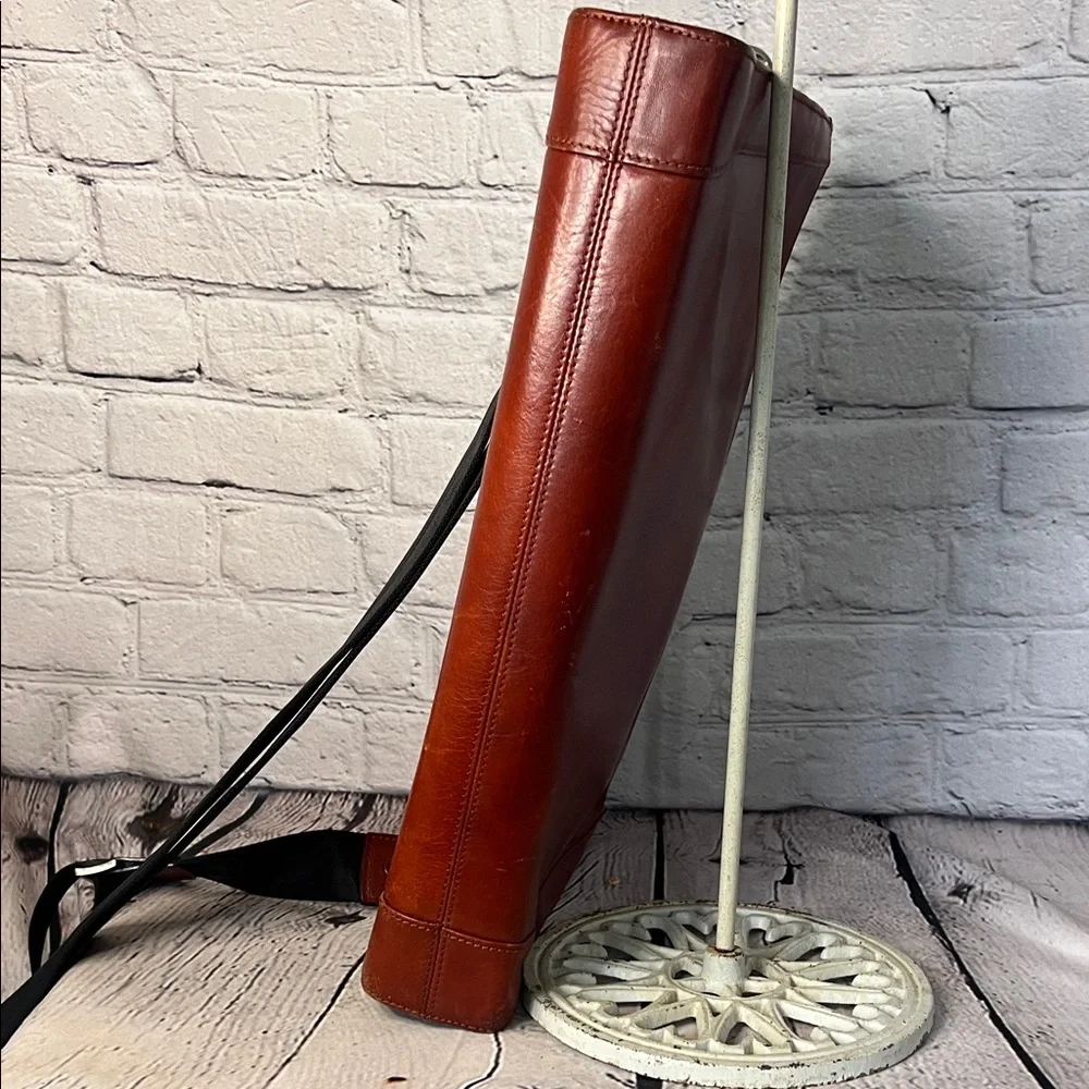 * Bosca Old Leather Flap Envelope shoulder Brief Cognac Leather
